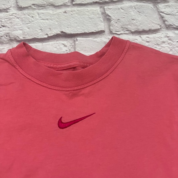 Nike girls oversized decorative back Tshirt Excellent - Picture 2 of 5